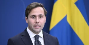 Benjamin Dousa Kraver Svenskt Bistand Ska Gynna Bade Mottagarlander Sverige